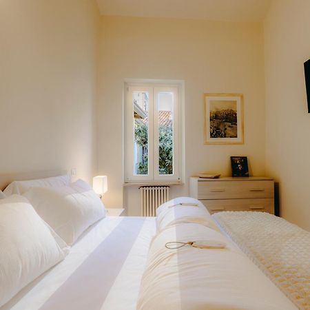 Eap Suites, Verona Luaran gambar