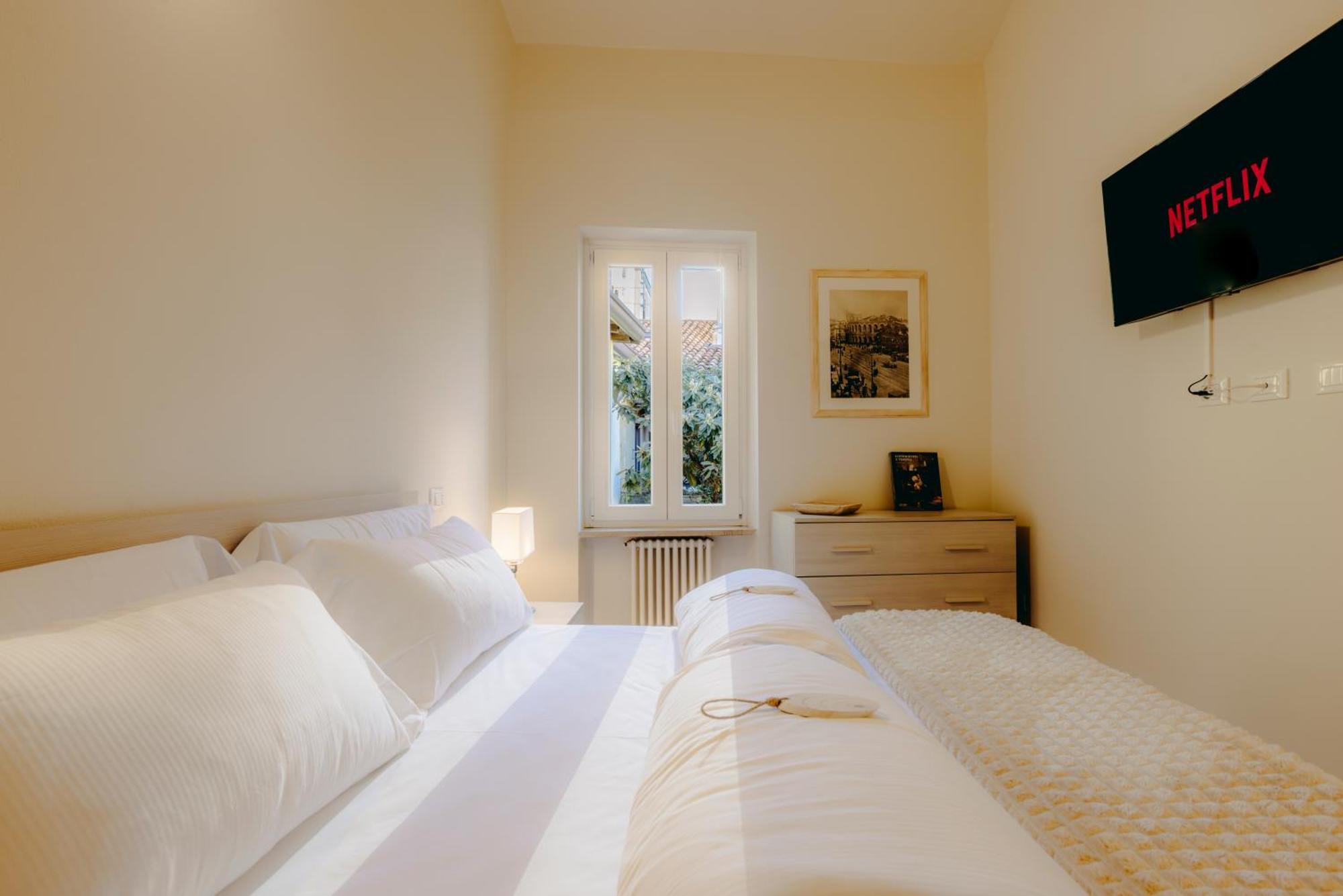 Eap Suites, Verona Luaran gambar