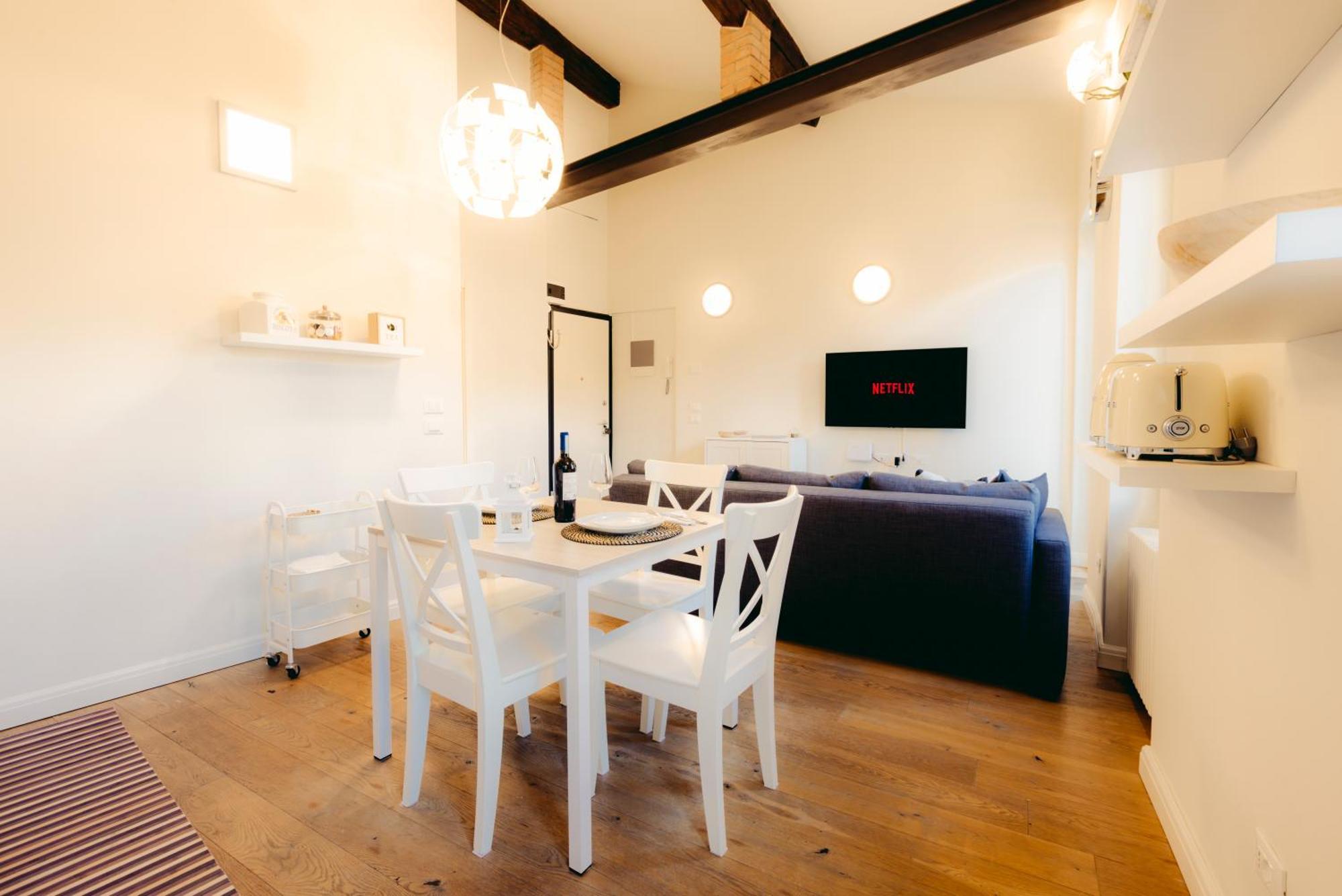 Eap Suites, Verona Luaran gambar